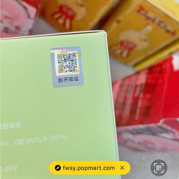 Pop Mart The Monsters Labubu - Picture 4 of 6